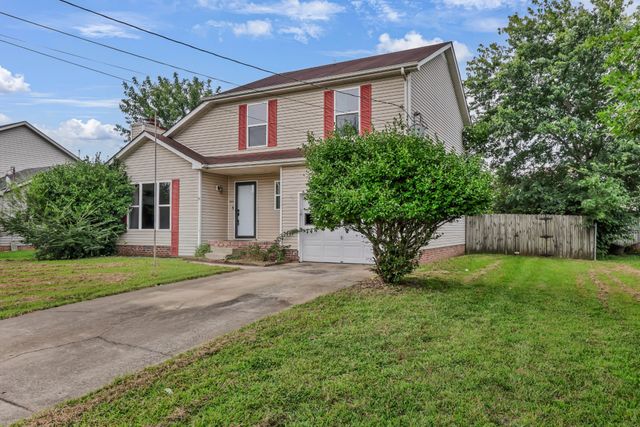 312 Broadmore Dr, Clarksville, TN 37042
