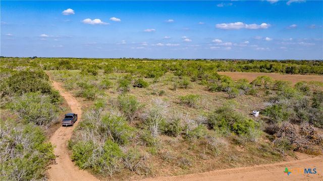 3638 Fm 2579, Floresville, TX 78114