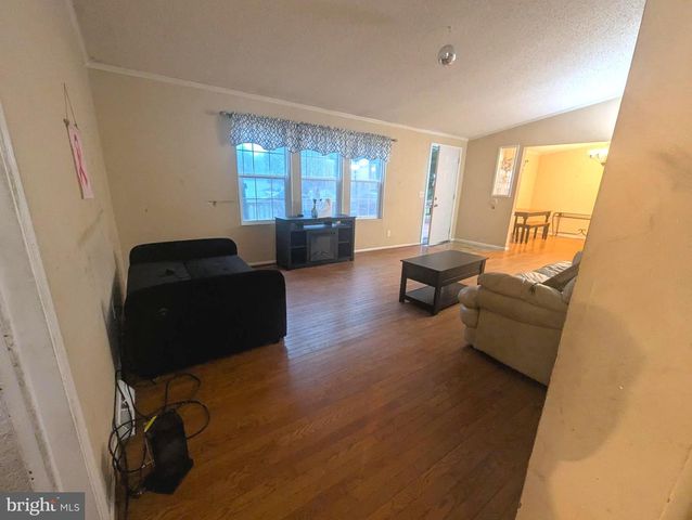 14239 NELSON HILL RD, Milford, VA 22514