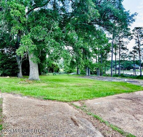 14512 Porteaux Bay Drive, Biloxi, MS 39532