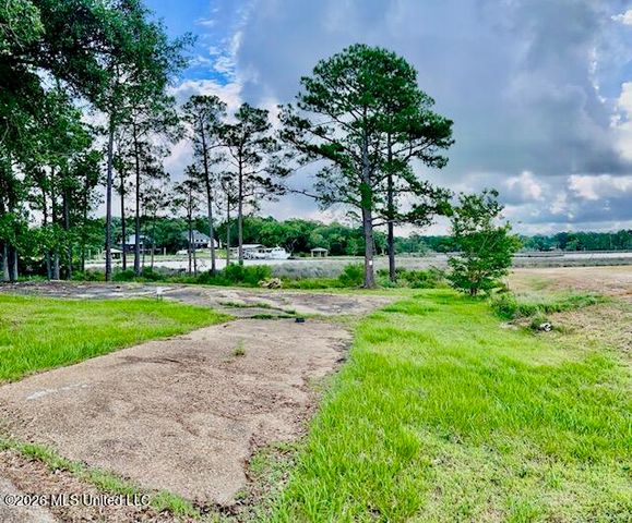 14512 Porteaux Bay Drive, Biloxi, MS 39532