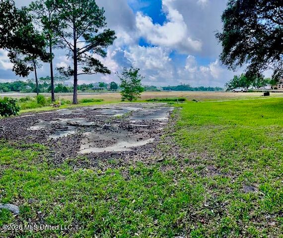 14512 Porteaux Bay Drive, Biloxi, MS 39532