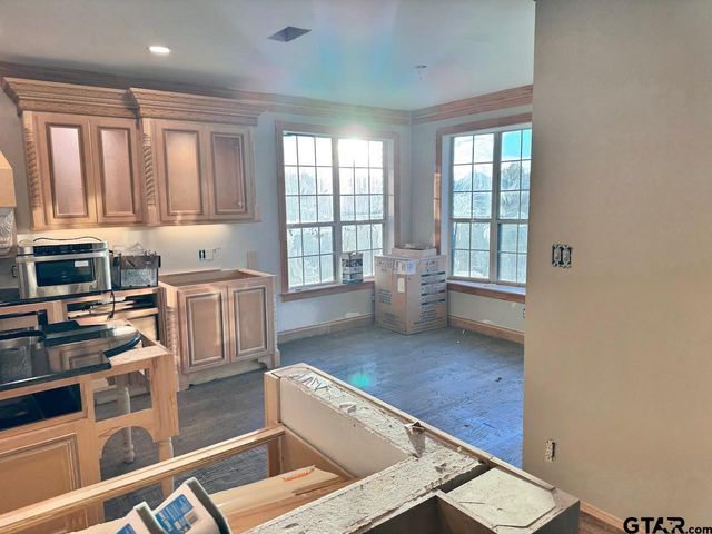 105 Spring Valley Run, Bullard, TX 75757