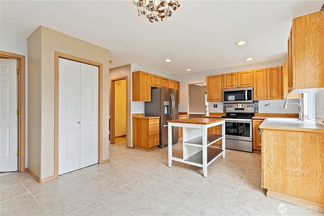 394 25th Avenue, Milton, WA 98354