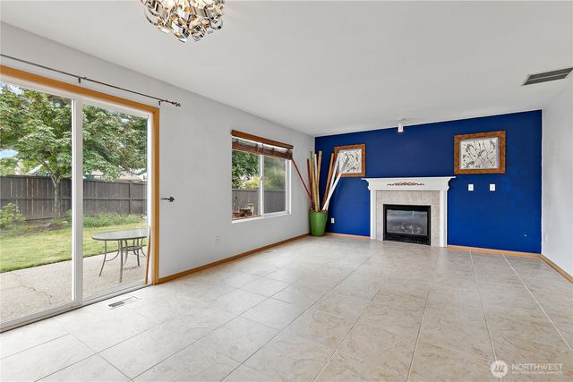 394 25th Avenue, Milton, WA 98354