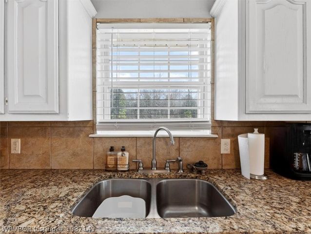 463677 E 1044 Loop, Sallisaw, OK 74955