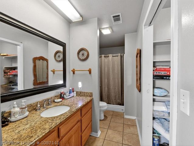 463677 E 1044 Loop, Sallisaw, OK 74955