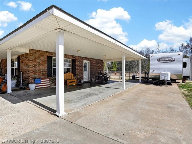 463677 E 1044 Loop, Sallisaw, OK 74955