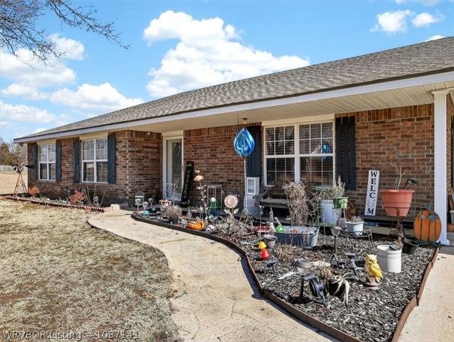 463677 E 1044 Loop, Sallisaw, OK 74955