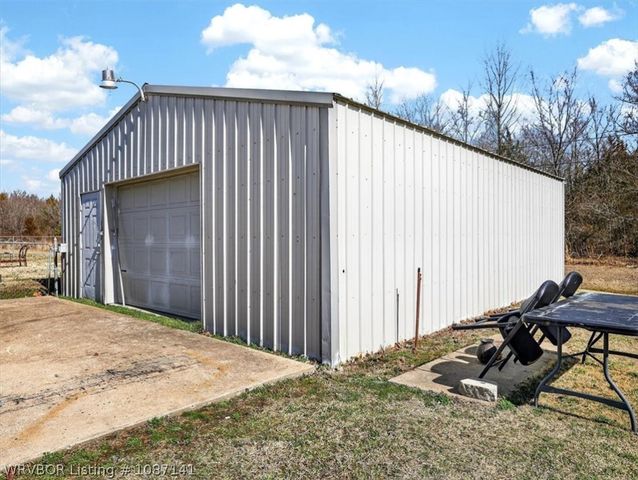 463677 E 1044 Loop, Sallisaw, OK 74955