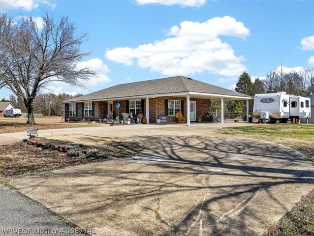 463677 E 1044 Loop, Sallisaw, OK 74955