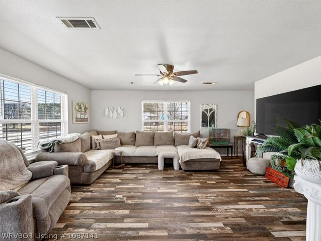 463677 E 1044 Loop, Sallisaw, OK 74955