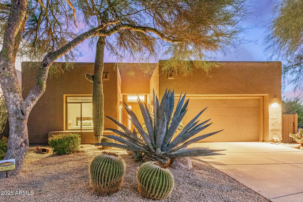 10837 E RUNNING DEER Trail, Scottsdale, AZ 85262