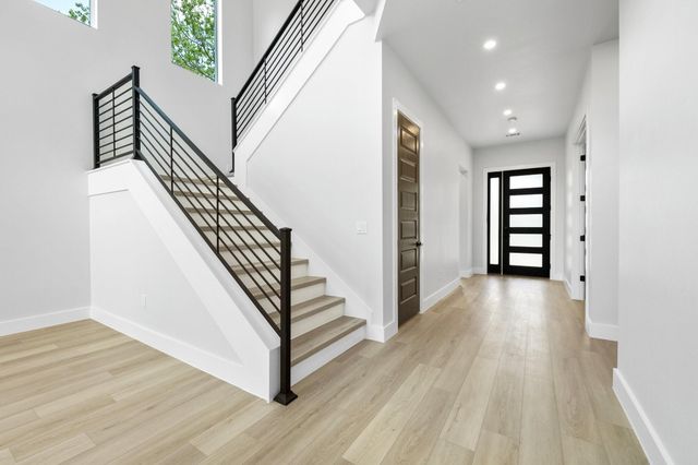 14804 Arrowhead DR, Leander, TX 78641