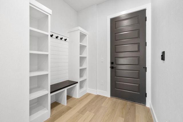 14804 Arrowhead DR, Leander, TX 78641