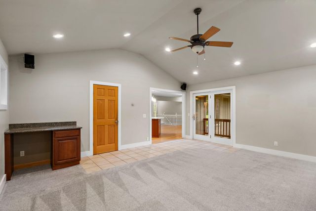 18510 25th Avenue N, Plymouth, MN 55447