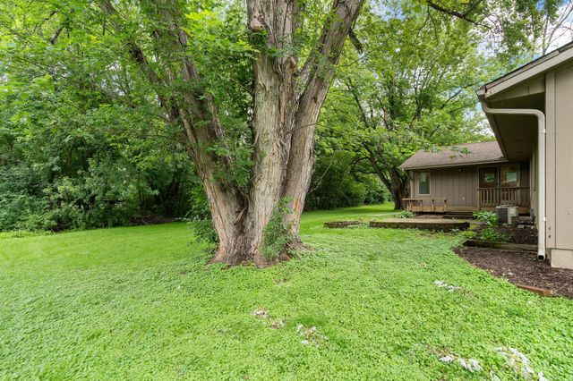 18510 25th Avenue N, Plymouth, MN 55447