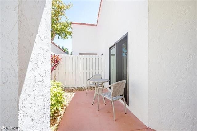 551 Beachwalk CIR 85-0, Naples, FL 34108