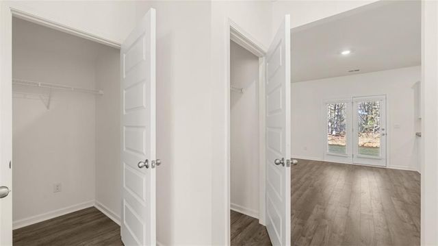 54 Weymouth Drive, Locust Grove, GA 30248