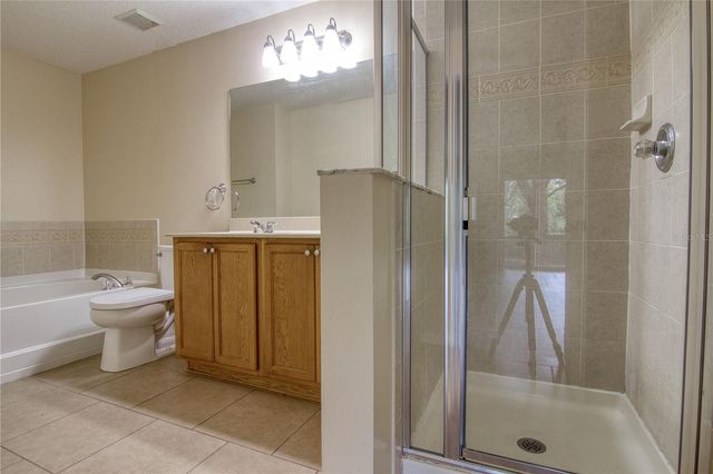 16829 GOLD STAR COURT, Clermont, FL 34714