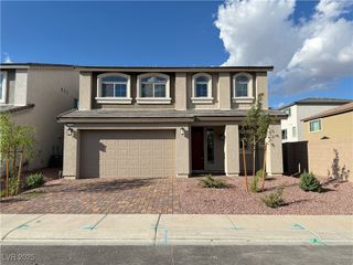 7516 Castlegreen Avenue, Las Vegas, NV 89113