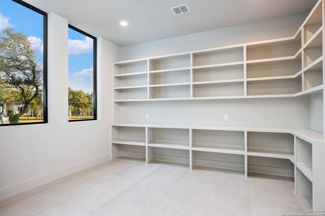 108 Whittingham, San Antonio, TX 78231