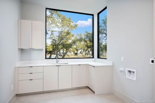 108 Whittingham, San Antonio, TX 78231