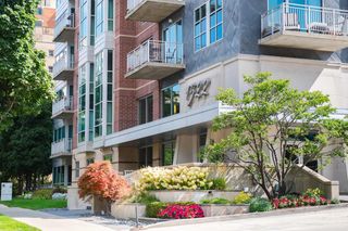 1522 N Prospect AVENUE #301, Milwaukee, WI 53202