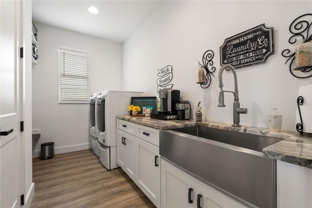 Image 36 of property listing at 2750 W MARION AVENUE, Punta Gorda, FL 33950