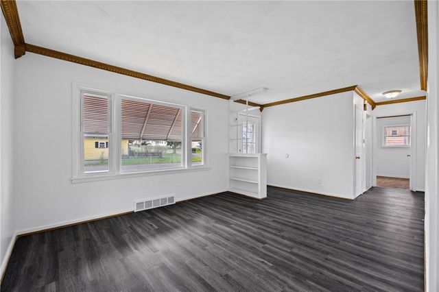 292 Knapp Avenue, Irondequoit, NY 14609