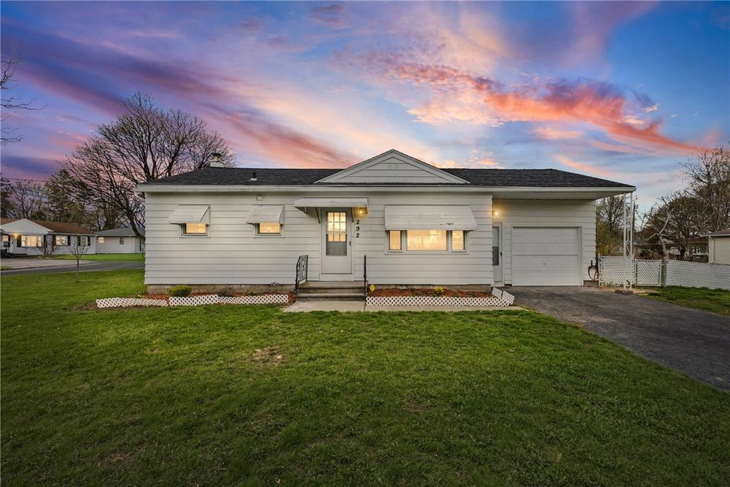 292 Knapp Avenue, Irondequoit, NY 14609