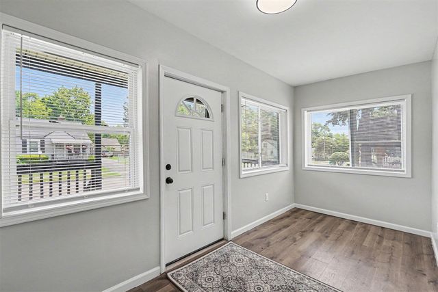 79 N Sanford Street, Pontiac, MI 48342