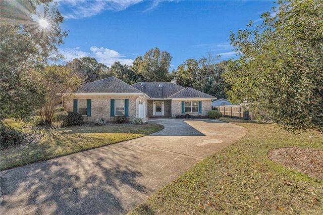 20625 Lowry Drive, Fairhope, AL 36532