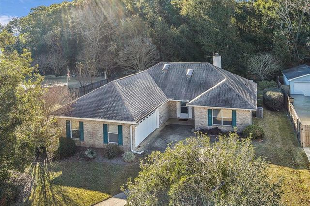 20625 Lowry Drive, Fairhope, AL 36532