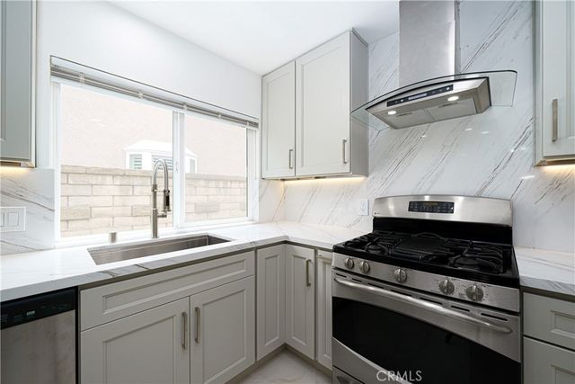 22822 Via Octavo, Mission Viejo, CA 92691