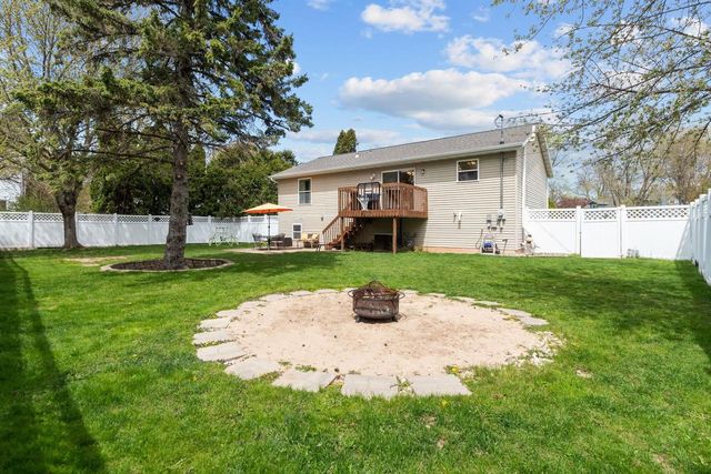 1841 S SEMINOLE ROAD, Appleton, WI 54914