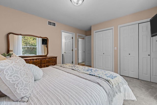 1841 S SEMINOLE ROAD, Appleton, WI 54914
