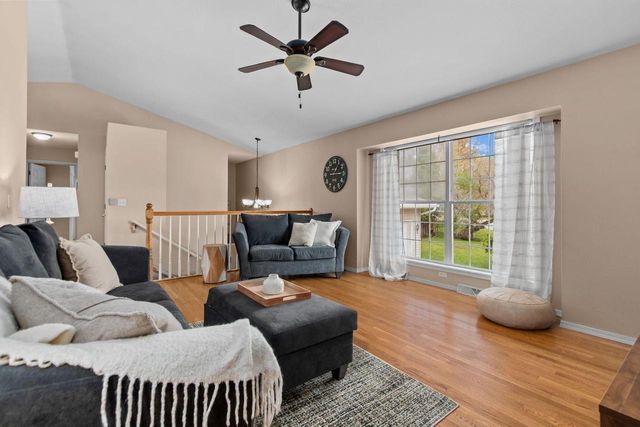 1841 S SEMINOLE ROAD, Appleton, WI 54914
