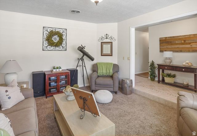 11499 S HIGH MOUNTAIN DR, Sandy, UT 84092