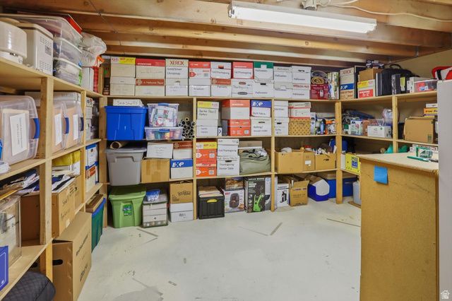 11499 S HIGH MOUNTAIN DR, Sandy, UT 84092