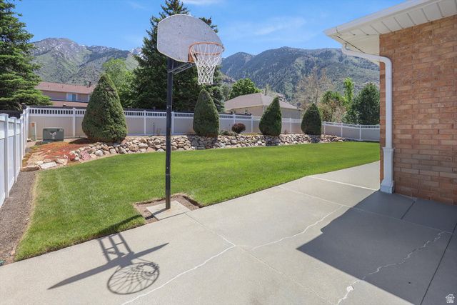 11499 S HIGH MOUNTAIN DR, Sandy, UT 84092