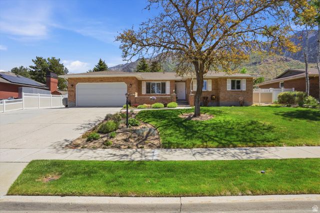 11499 S HIGH MOUNTAIN DR, Sandy, UT 84092