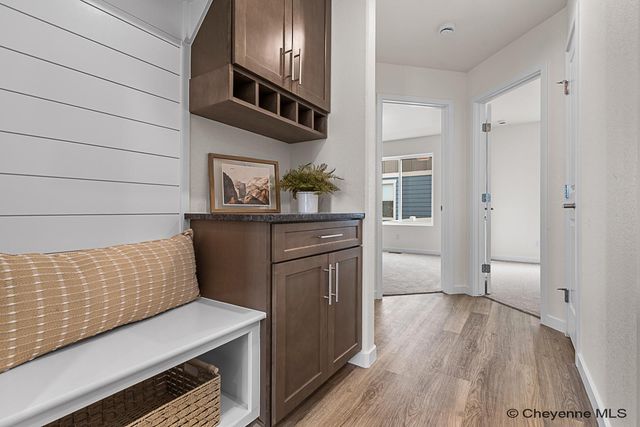 2102 PACK SADDLE RD, Cheyenne, WY 82007