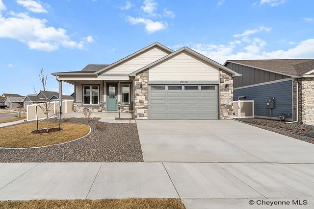 2102 PACK SADDLE RD, Cheyenne, WY 82007