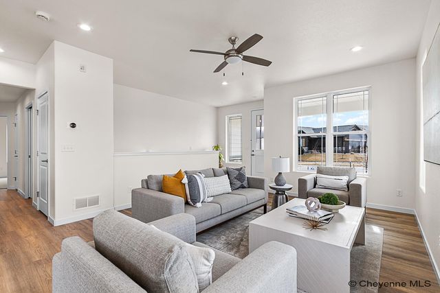 2102 PACK SADDLE RD, Cheyenne, WY 82007