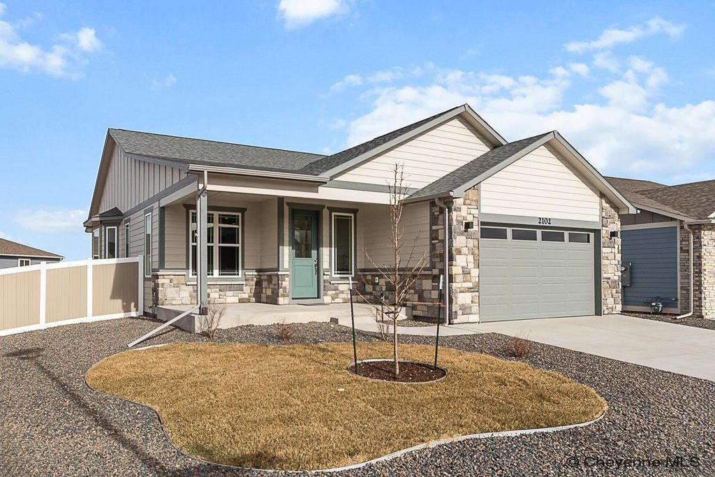 2102 PACK SADDLE RD, Cheyenne, WY 82007