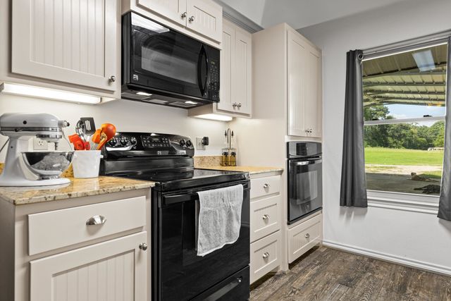 532 CR 1312, Pittsburg, TX 75686