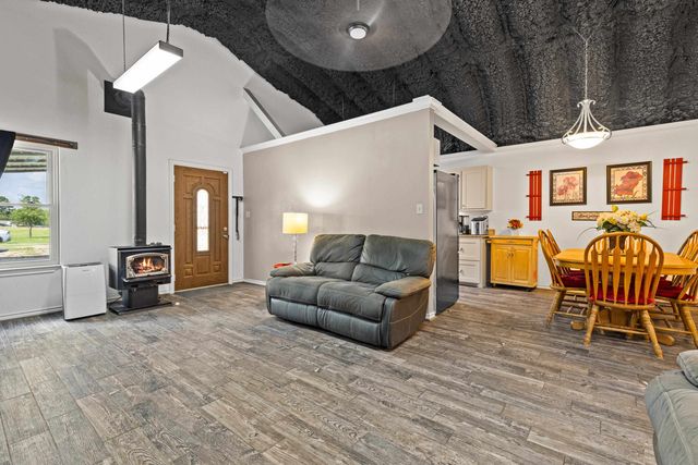 532 CR 1312, Pittsburg, TX 75686