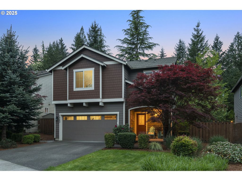 1043 MEEK Way, West Linn, OR 97068