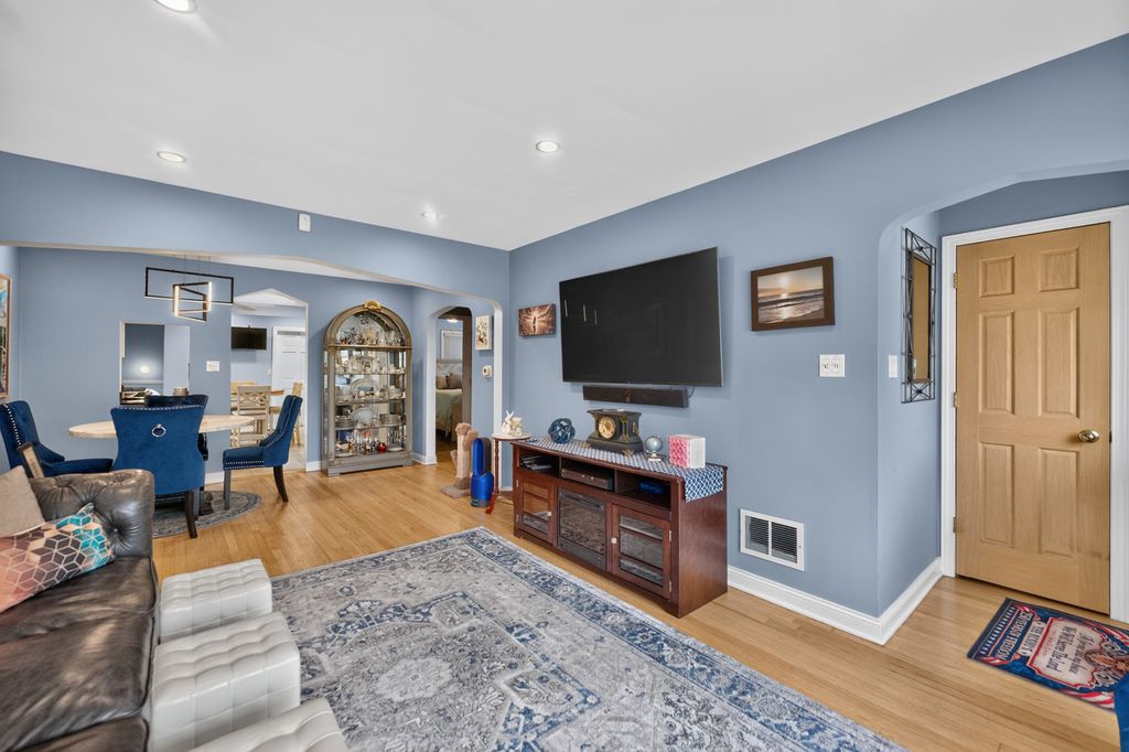 3406 N Oleander Avenue, Chicago, IL 60634 — photo 3